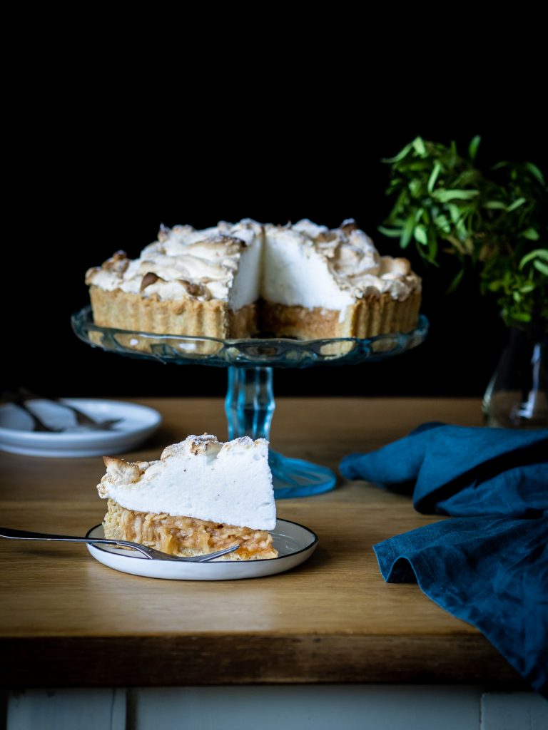 koláč, tart, sneh, jablkový koláč s penou